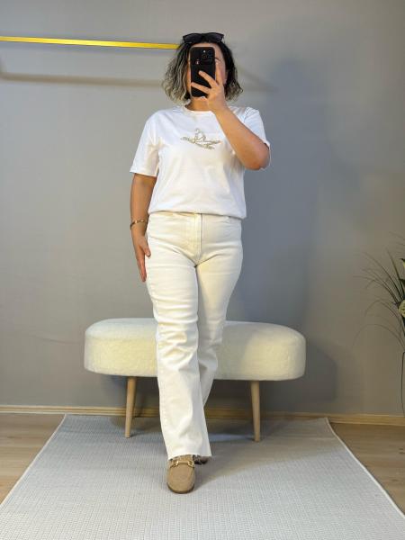 Kesik Paça Boy fit jean beyaz